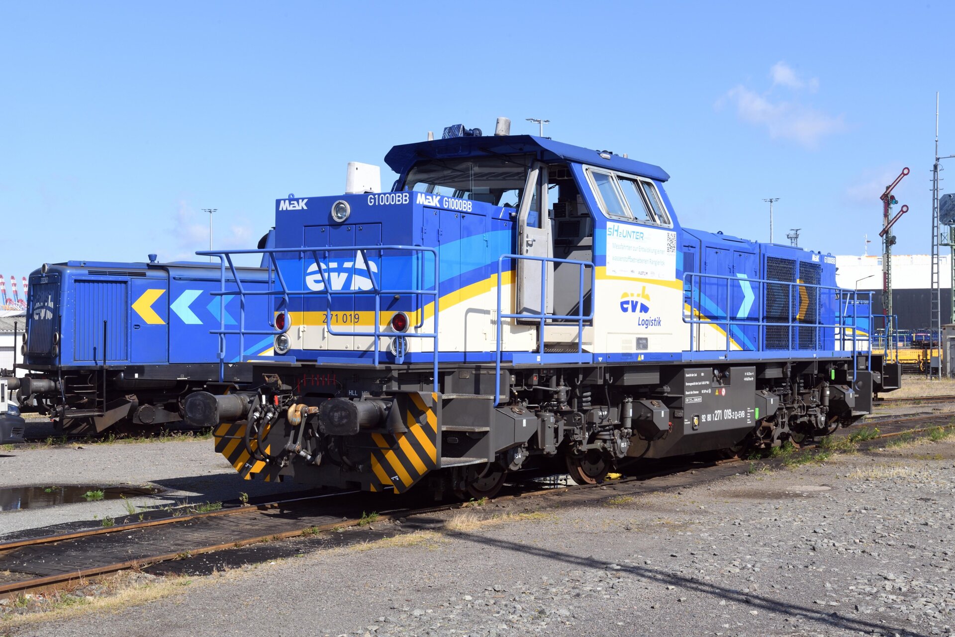 Mit dieser eigens mit Sensoren ausgestatten Rangierlok wurde in den Häfen von Bremerhaven und Hamburg wochenlang aufgezeichnet, welche Leistungen eine Rangierlok im Alltagsbetrieb zu bewältigen hat. 